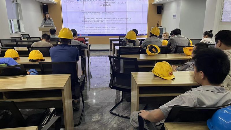建造师培训冲刺班：价格背后的价值考量