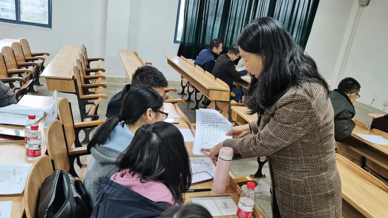 少儿编程和机器人编程哪个含金量高